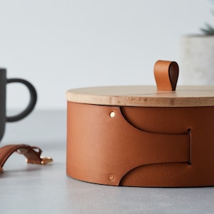 Leather keepsake box (Tan)