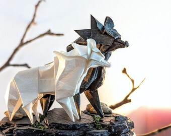 Couple de loups en origami, sculpture, décoration. Cadeau artisanal, fait-main. Art Japonais traditionnel.