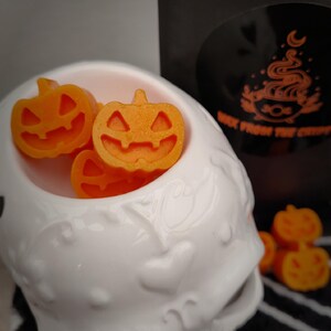 Pumpkin Patch Wax Melts: Spooky Autumn Scent, Vegan Soy Blend