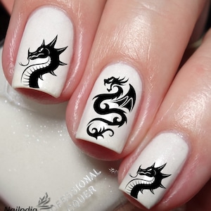 Drachenkopf Nail Art Sticker