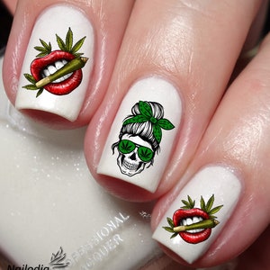 Calcomanía de uñas de Weed Mom