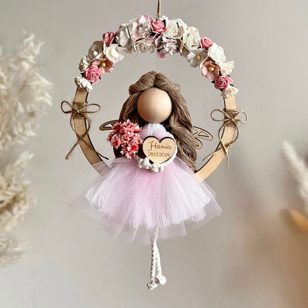 Schutzengel als Geschenk, Geburtstagsgeschenk für Baby Mädchen, personalisierte Puppe als Hoop mit Blumen