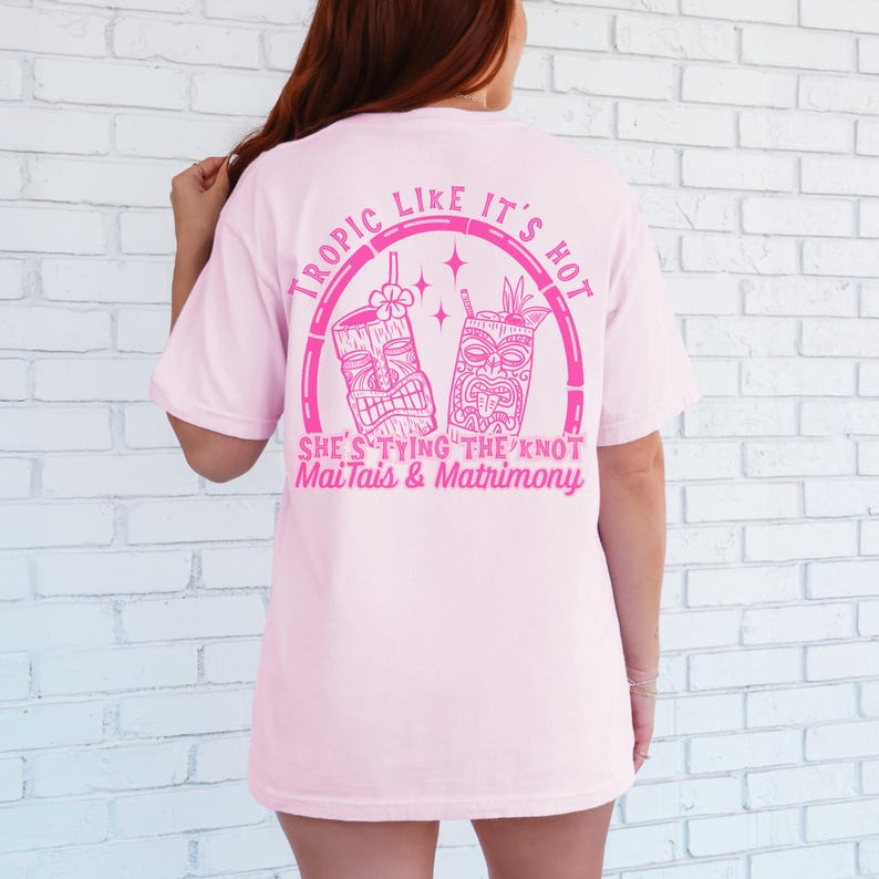 Tropic Like Its Hot Bachelorette Bride Tribe Tiki Bachelorette Magliette da addio al nubilato Festa di addio al nubilato a Miami Merchandising per addio al nubilato immagine 5