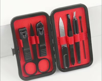 Travel set manicure kit for men and women, grooming kit including nail clippers, scissors. Great Christmas present/stocking filler