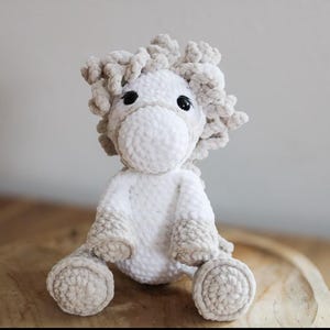 gehäkeltes Pferd - Kuscheltier Pferf - Amigurumi - Horse - Geschenk für Mädchen, Jungen und Babys - Weihnachtsgeschenk