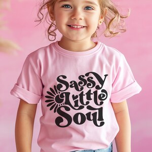 Sassy Little Soul SVG PNG, Kleinkind svg, Girl Gang svg, Sweet and Sassy svg, Mamas Mini svg, Mamas Bestie svg, Kinder svg