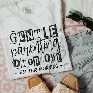 Sanfte Elternschaft Dropout sarkastische Mama SVG PNG, Narky Retro Schädel trendige Mama Skelett Design, Retro Mutterschaft svg, lustige Mama svg, Mom Humor