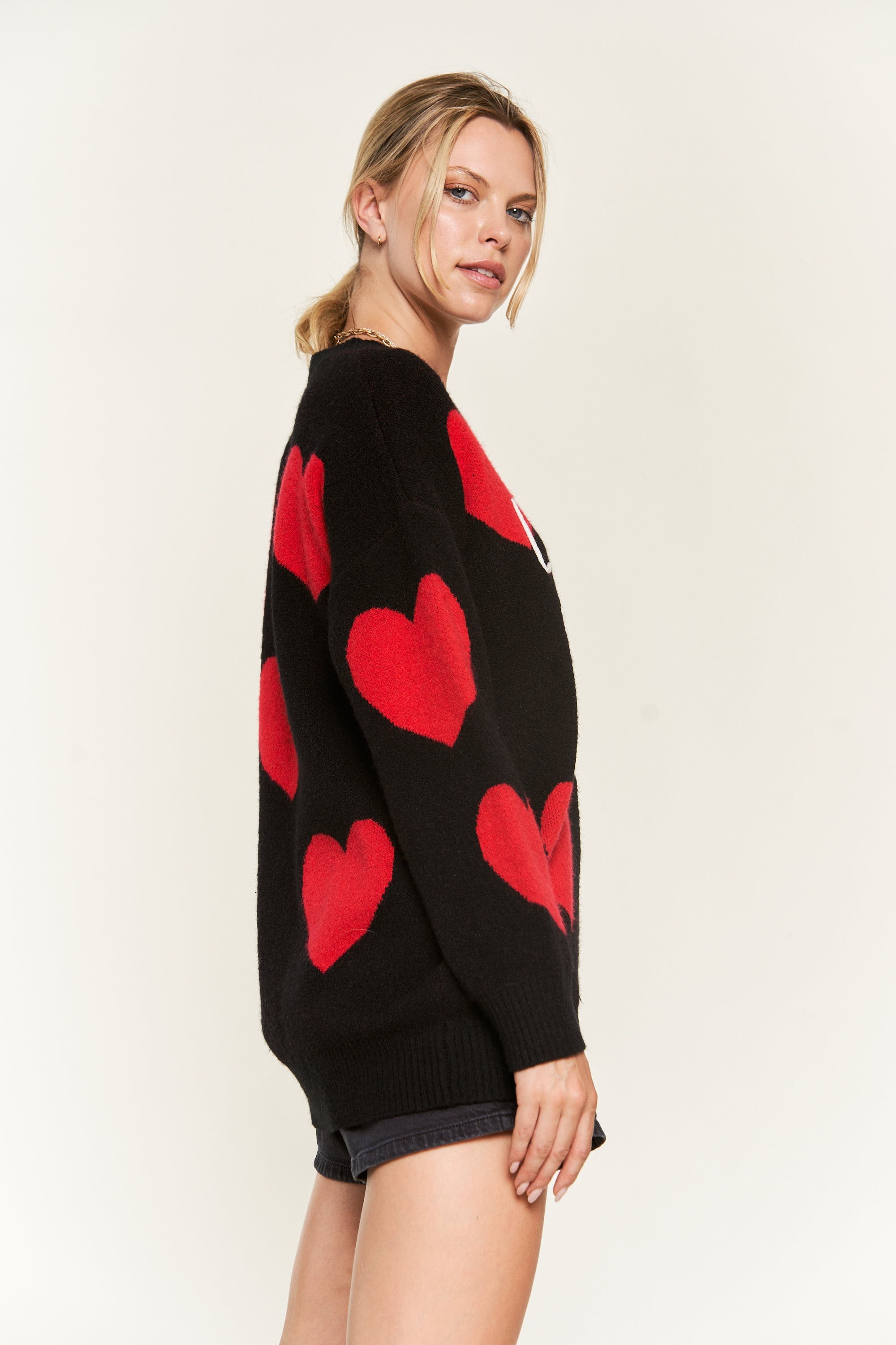 BIG  HEART Sweater main image 1