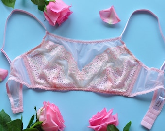 Bralette in tulle rosa con pizzo rosa