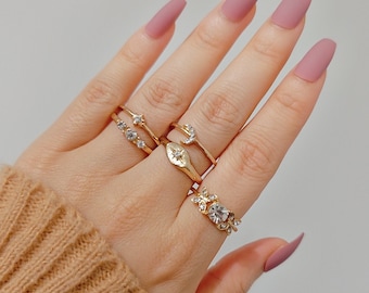 Vendeur britannique ! Ensemble de 5 bagues lune en or, ensemble de bagues en or, cadeau pour elle Ensemble de bagues midi en or, ensemble de bagues fruits mignons, bagues empilables, bohème