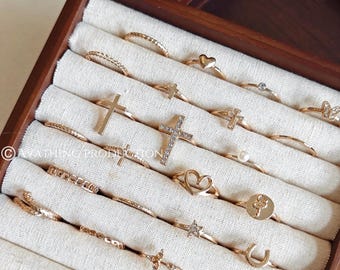 Vendeur britannique ! Ensemble de 22 bagues en or avec étoiles, ensemble de bagues en or, cadeau pour elle, ensemble de bagues midi en or, joli ensemble de bagues minces, bagues empilables, bague bohème