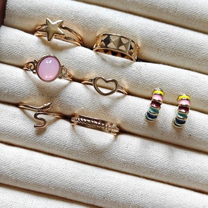 Säljare i Storbritannien! Presentset med 6 guldfärgade ringar och örhängen, guldringset, guld Midi-ringset, sött ringset, stapelbara ringar, present till henne, rosa