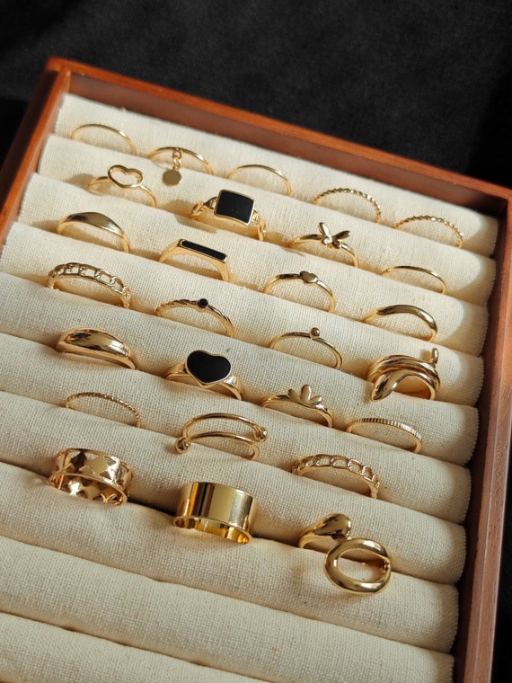thumbnail image 2 of KISS WIFE Golden Stackable Moon Star Knuckle Rings Set For Women, Boho Dainty Lightweight Stacking Rings, Vintage Midi Rings Pack, Trendy Jewelry - Product Details 2 of 11