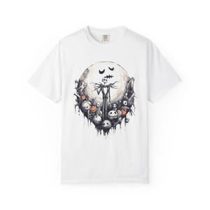 Camiseta de Halloween con colores reconfortantes, camiseta de Jack Skellington, top gráfico de estilo vintage, camiseta espeluznante de Pesadilla antes de Navidad, Halloween gótico imagen 5