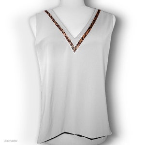 One-Of-A-Kind Glamorous Bib &quot;GlamKin&quot; Used To Protect Clothing in Pearl