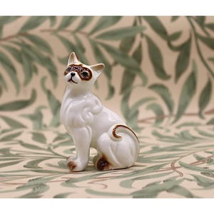 Kitsch Cat Vintage Siamese Cat China Figurine Small Ornament Gift