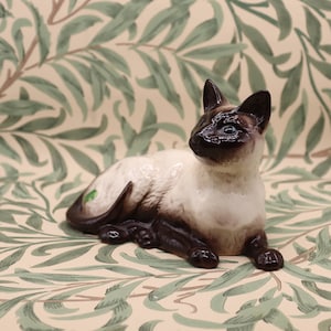 Vintage Beswick England Siamese Cat Figurine 1559