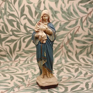 French antique statue Holy Virgin Mary Jesus Child Our Lady of Deliverance polychrome chalkware 1900 figurine religious sculpture Macabre