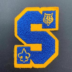 Vintage Varsity Letter S Patch – Blue & Gold Wolfs Head, Fleur-De-Lis