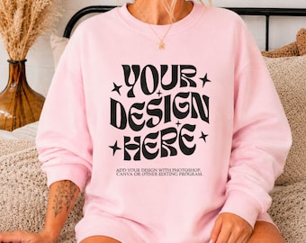 Gildan 18000 Mockup, Gildan Light Pink Sweatshirt Mockup, Sweatshirt Model Mockup, Light Pink Gildan Crewneck Mockups, Heavy Blend Sweater