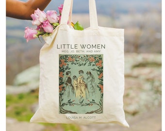 以下が含まれることがあります： 前面に4人の女の子のヴィンテージイラストと「LITTLE WOMEN MEG, JO, BETH, AND AMY LOUISA M. ALCOTT」の文字が印刷された白いキャンバス地のトートバッグです。