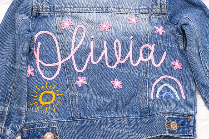 Personnalisez le style de votre tout-petit avec notre veste en jean unique pour bébé Veste prénom pour tout-petit image 2