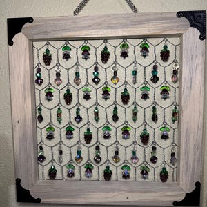 BlackBerry Chicken Wire Sun Catcher