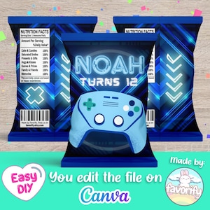 Puede incluir: Bolsa de chips azul y negra con un gráfico de mando de videojuego azul y blanco. La bolsa tiene el texto "NOAH TURNS 12".