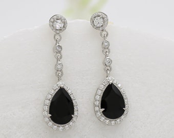 Schwarze Onyx Tropfen Ohrringe: 14k Weißgold Diamond Halo