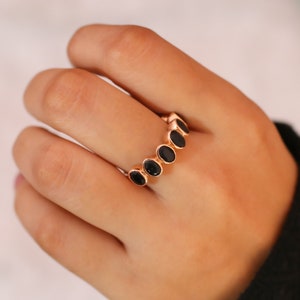 Oval Black Onyx Ring: 14k Gold Diamond Wedding Band