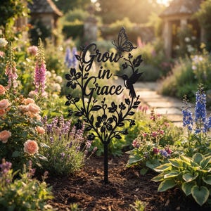 Grow in Grace Metal Garden Stake,Inspirational Plant Decor,Wrought Iron Flower Pot Sign,Plant Lover Gift,Outdoor Garden Art,Nature LoverGift