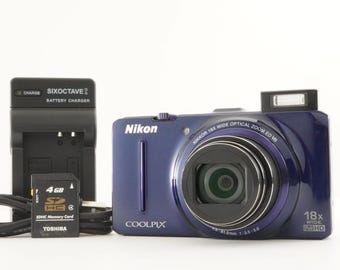 Nikon COOLPIX S4400 Silver in Box & 4GB Sdhc Card Digital Camera