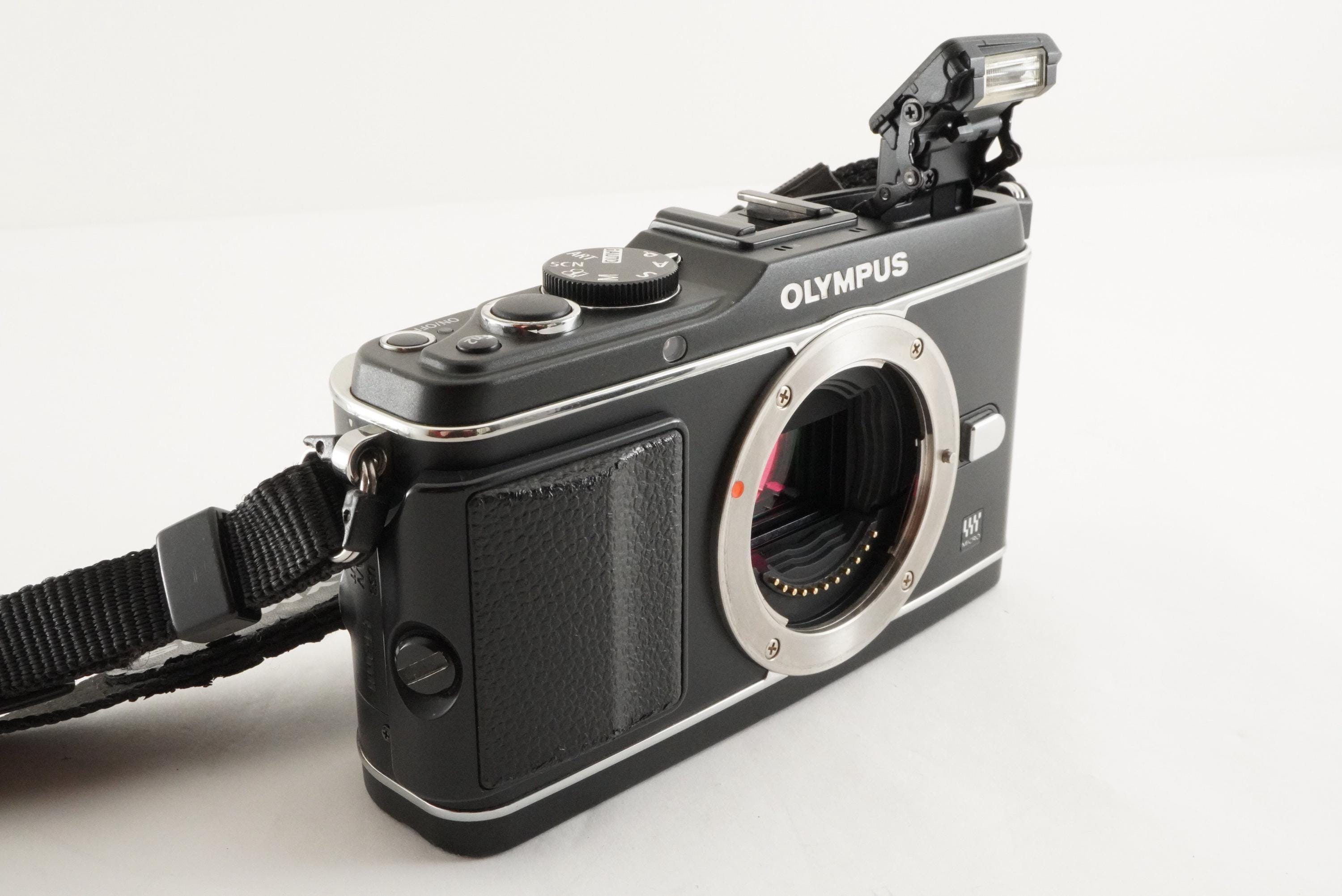 OLYMPUS PEN E-p3 Black [S/C 10,378] + M.zuiko 14-42mm +40