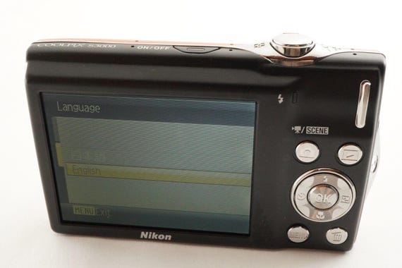 Nikon COOLPIX S3000 Orange in Box With 4GB Sdhc Card From Japan