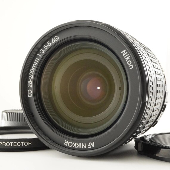 Nikon AF NIKKOR 28-200mm F3.5-5.6 G Ed Af Zoom Lens From Japan