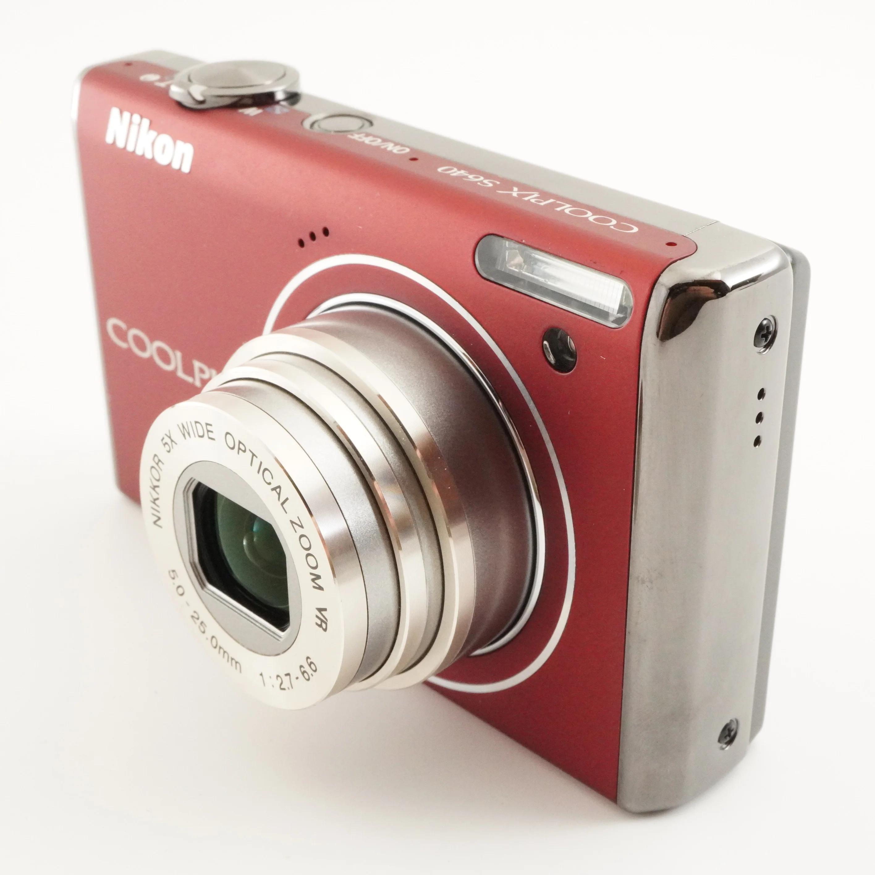 Nikon COOLPIX S640 Red in Box With 4GB Sdhc Card From Japan