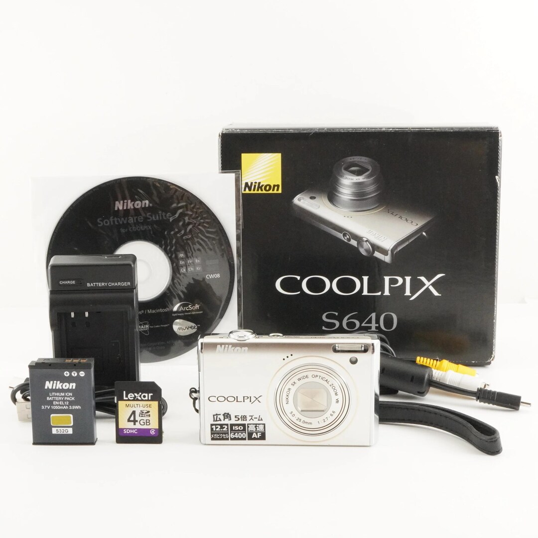 Nikon COOLPIX S640 シルバー 箱入り + 4GB SDHCカード付き デジタル