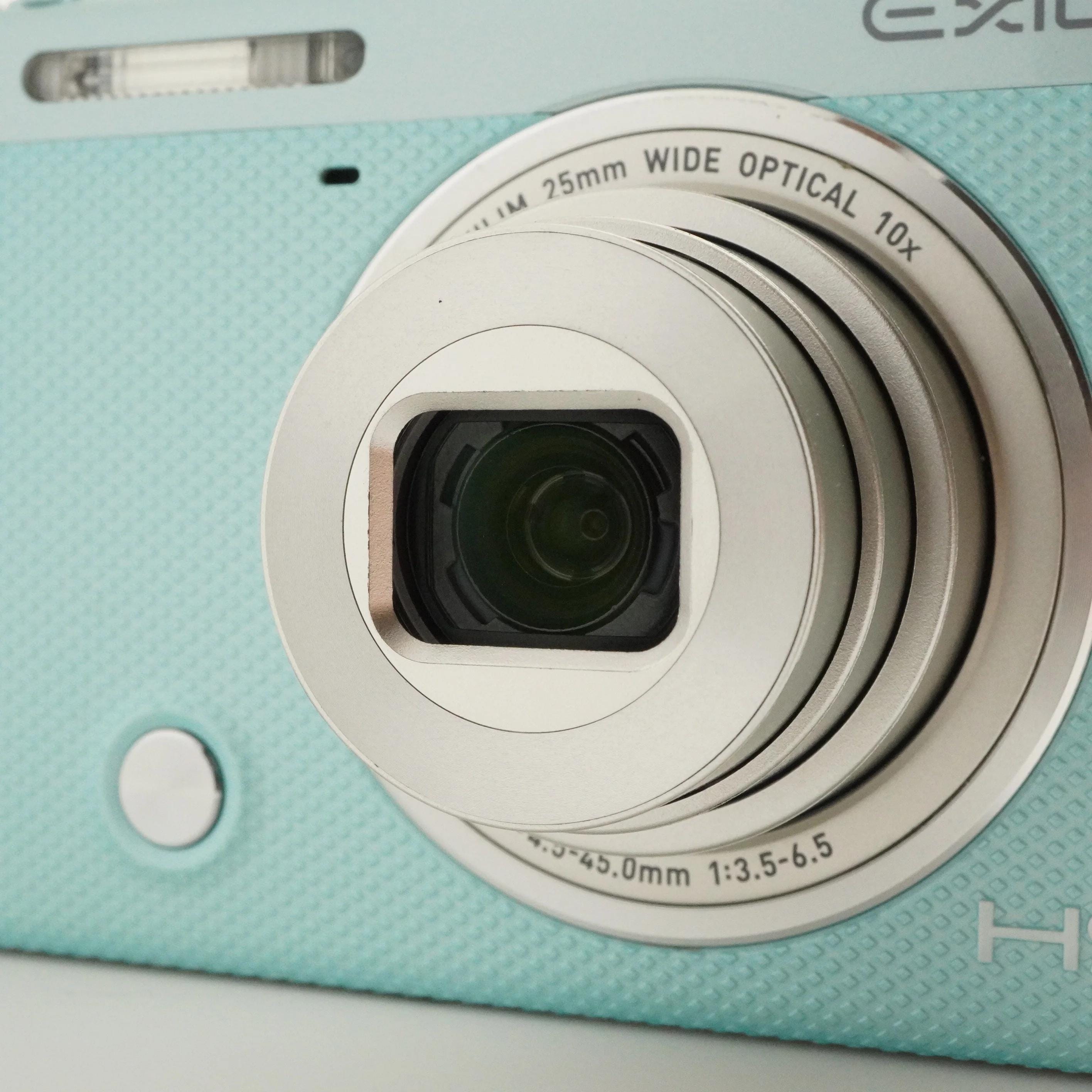 CASIO EXILIM EX-ZR60 Green With 4GB Sdhc Card Digital Camera From