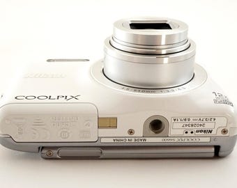 Nikon COOLPIX S6600 White With 4GB Sdhc Card Digital Camera From