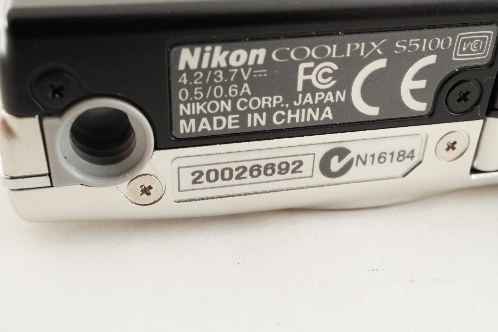 Nikon COOLPIX S5100 Silver Inbox & 4GB Sdhc Card Digital Camera