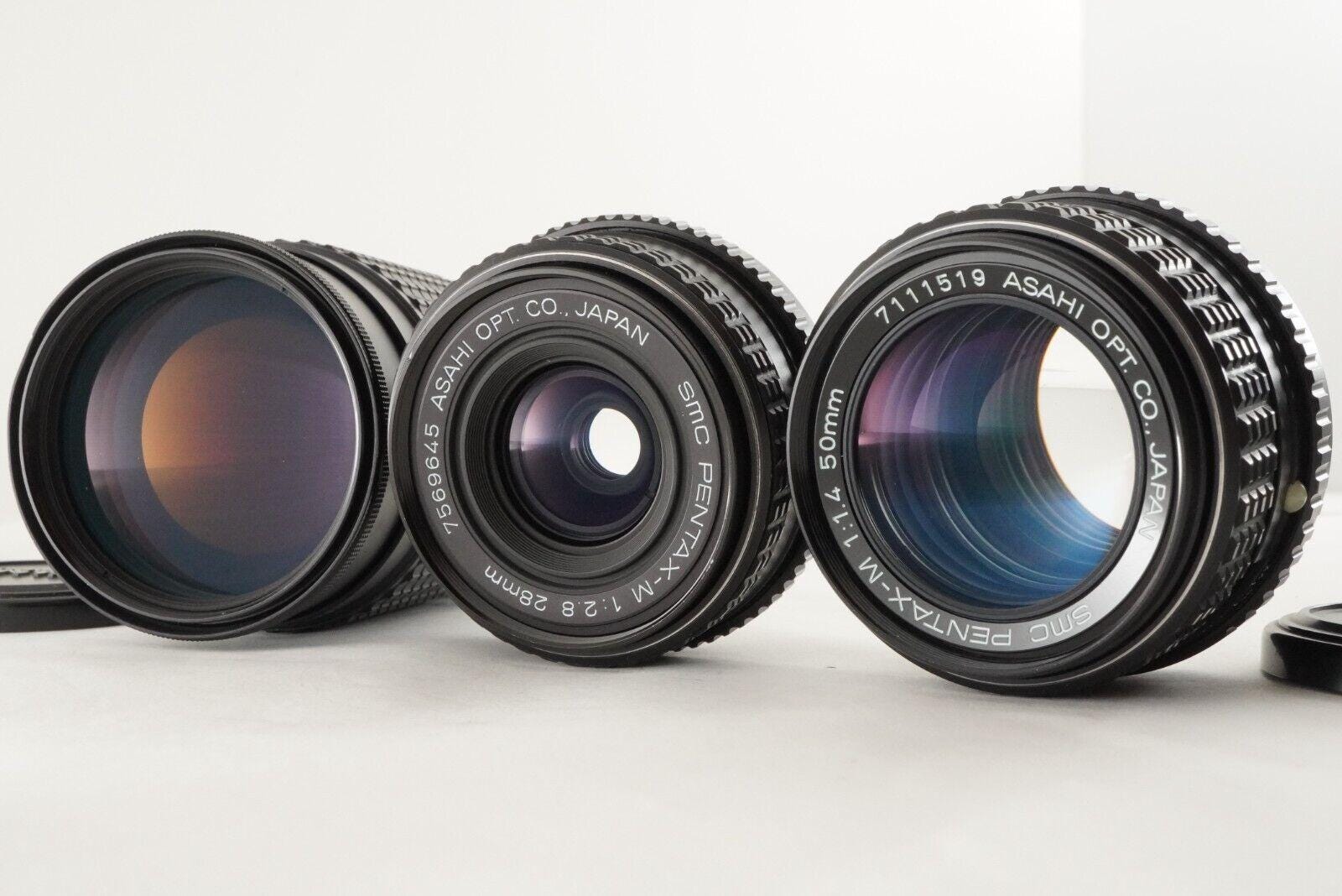 PENTAX smc PENTAX-M 50mm F1,4 Pentax-m 28mm Pentax-a 200mm aus  