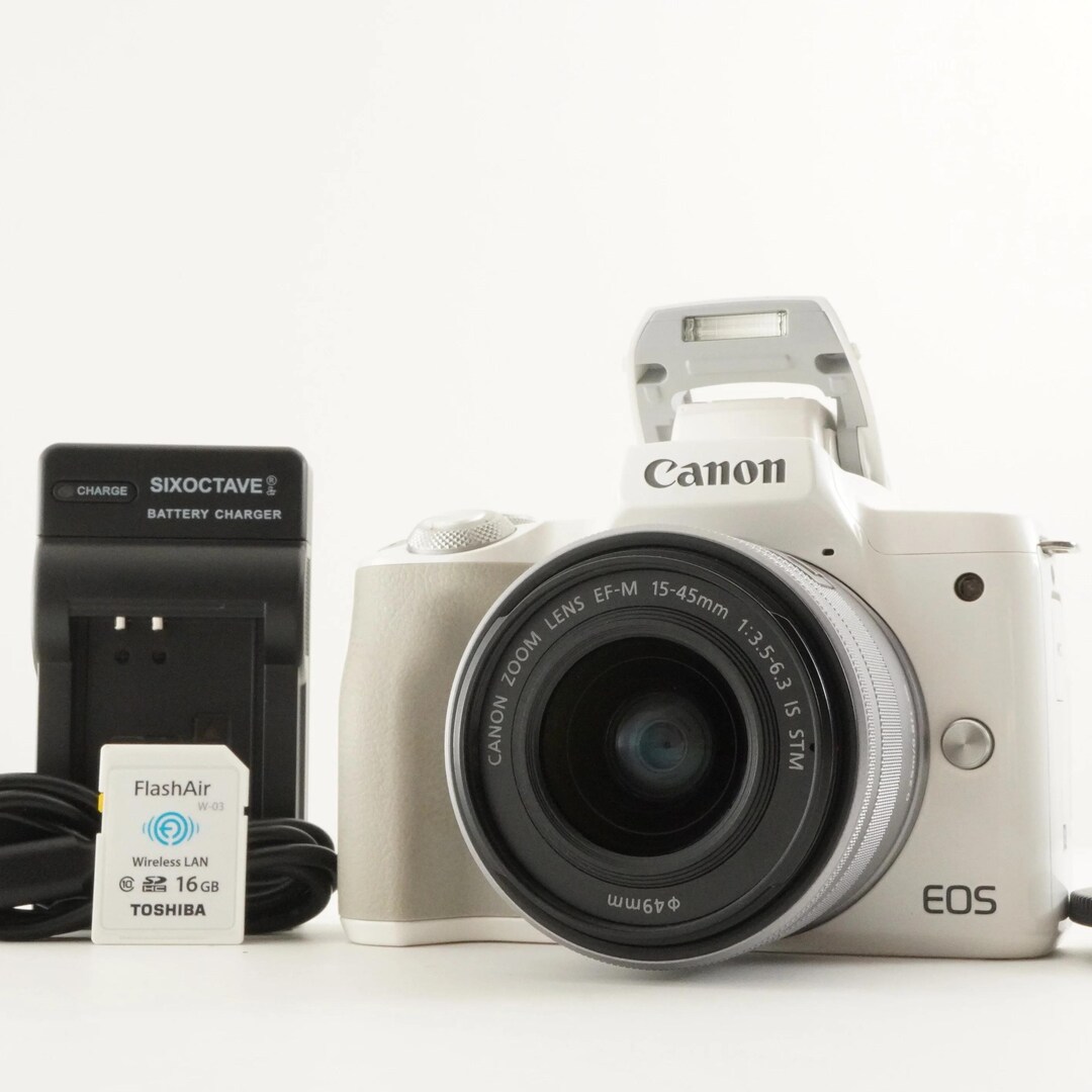 Canon EOS Kiss M / M50 White + EF-M 15-45mm + 16GB Sdcard From