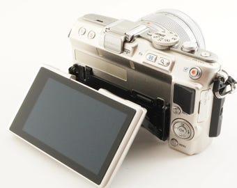 Buy OLYMPUS PEN Lite E-PL5 Silver [4,466 Shots] + 14-42mm in Box