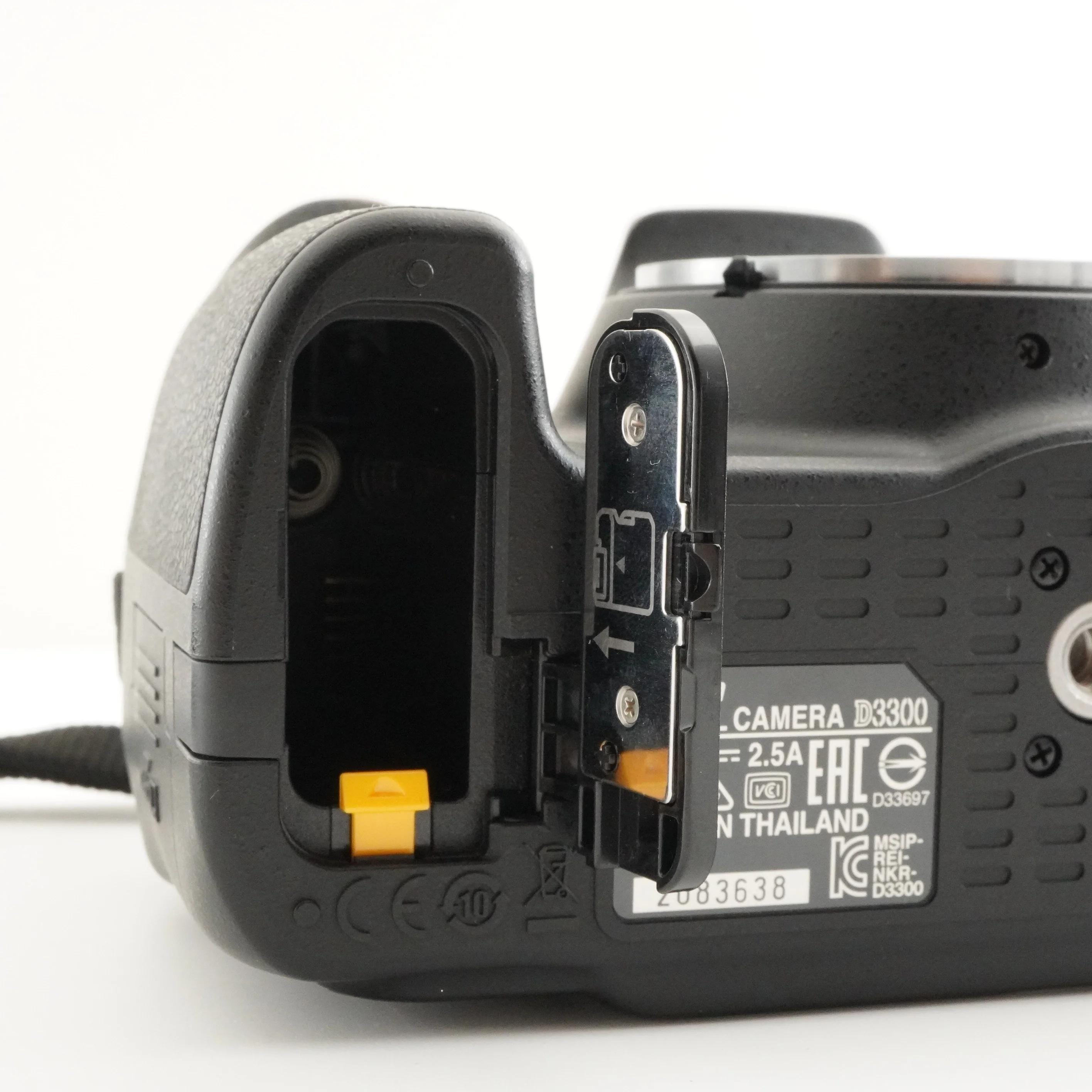 B3028】 Nikon D3300 / AF-S 18-55 3.5-5.6 【公式通販】