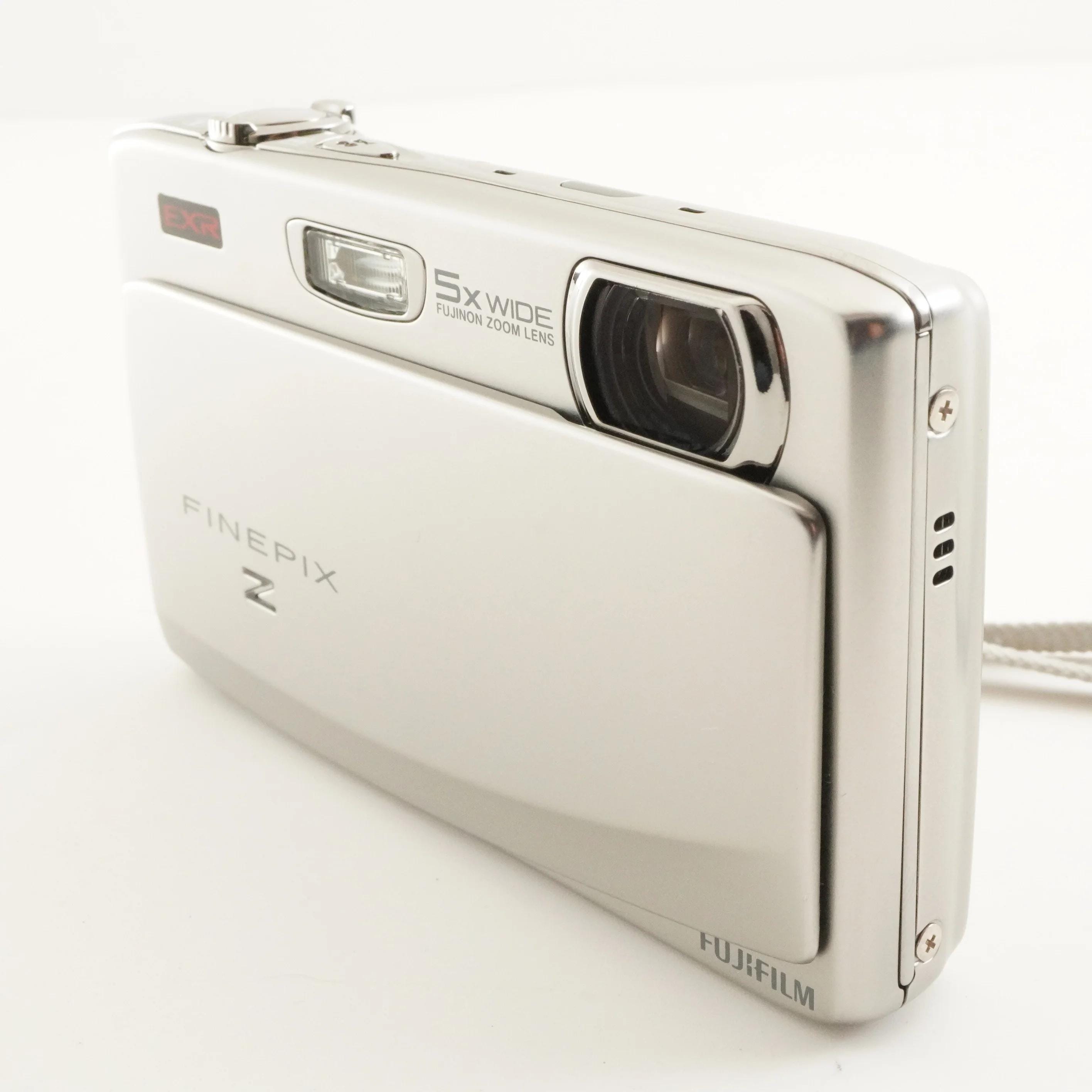 FUJIFILM Finepix Z900 EXR Silver + 4gb Sdhc Card From Japan #10512