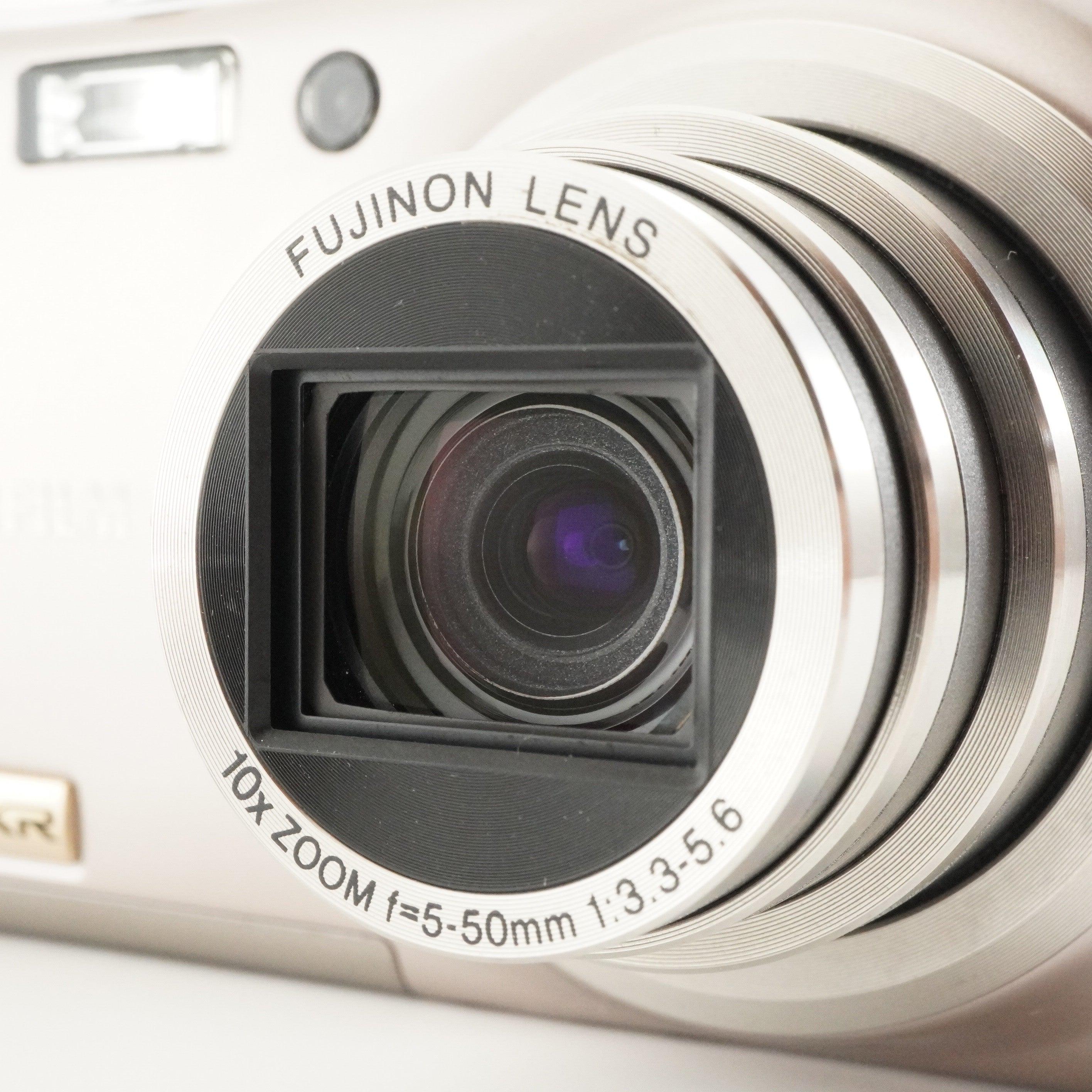 FUJIFILM FINEPIX F80 EXR シルバー Fujifilm unveils FinePix F80EXR with Super CCD EXR: Digital
