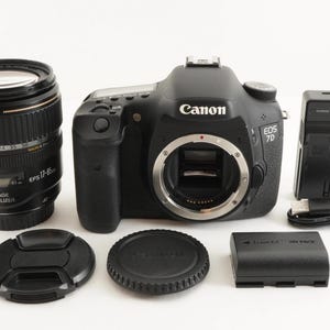 Canon EOS 7D [S/C 13,072] + Ef-s 17-85mm F4-5.6 is Usm From Japan