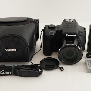 Canon Powershot SX60 HS With Case & 8GB Sdhc Card Digital