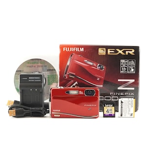 【スマホ転送OK】FUJIFILM FinePix Z800EXR レッド Fujifilm unleashes Finepix Z800EXR with Hybrid autofocus