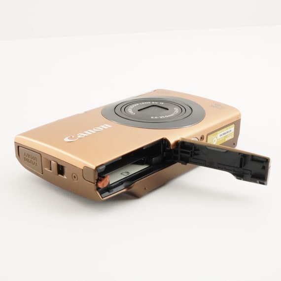 Canon Powershot A3400 IS Gold in Box With 4GB Sdhc Card From